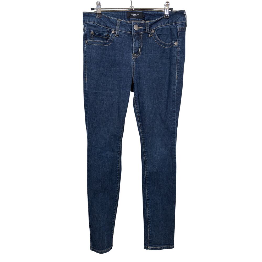 Torrid Classic Skinny Jeans Womens 10S Short Blue Mid Rise Stretch Dark Wash